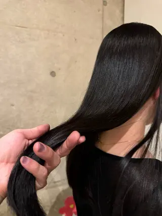 ロング Luxe所属・Luxe表参道 髪質改善　奈良のヘアスタイル