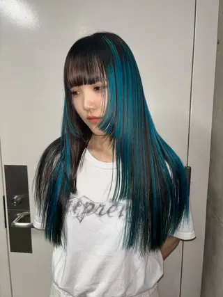 ロング カラー 💫miyu💫デザ インカラー/アレンジのヘアスタイル