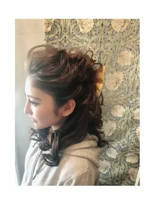 ヘアアレンジ 野咲き 美容室のマツエク・マツパデザイン