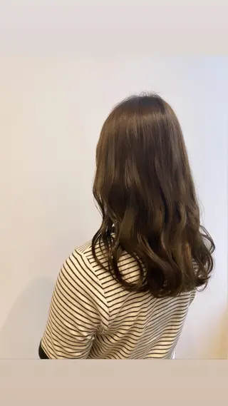 セミロング カラー 🎀ブリーチなし 透明感🎀yuhiのヘアスタイル