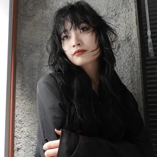 ロング パーマ bloc japon所属・ﾌﾞﾚｲｽﾞ˚✧₊⁎ ﾚｲﾔｰToriのヘアスタイル