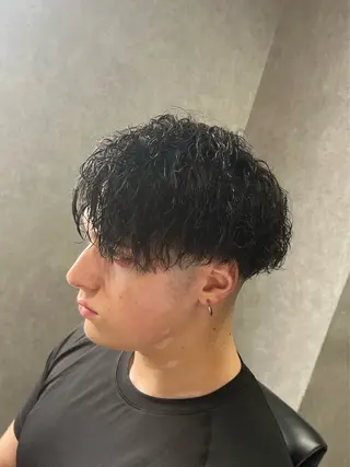 ミディアム パーマ CuMARi所属・予約の95%パーマ 🌈men's専門店のヘアスタイル