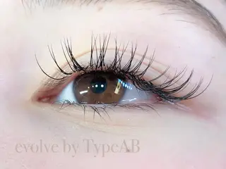 マツエク・マツパ evolve by TypeAB所属・evolve  by TypeABのマツエク・マツパデザイン