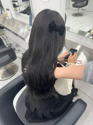 セミロング カラー 🎀愛されgirly ヘア🫧Ayakaのヘアスタイル