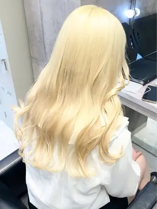 ロング 🩵ムラ修正ブリーチ 🩵 YUUのヘアスタイル