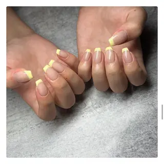 ネイル neroli スタッフのネイルデザイン