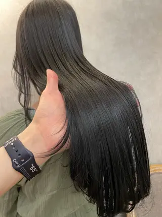 ロング ［パサつき改善］＊ 髪質改善ケアサロン＊のヘアスタイル