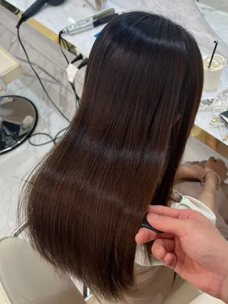 ロング 髪質改善縮毛矯正🫧 村上蒼生のヘアスタイル