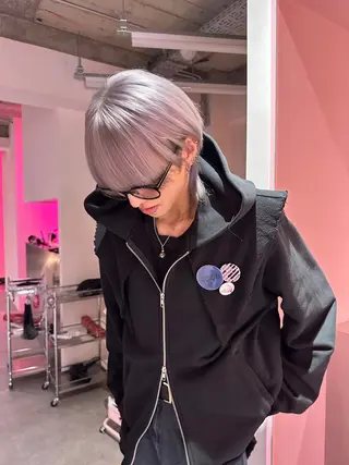 ショート カラー ブリーチカラー 特化/MAHIROのヘアスタイル