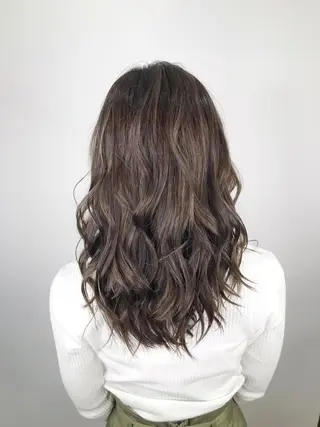 ミディアム カラー インナーカラー/ ストレート/奥野洸也のヘアスタイル