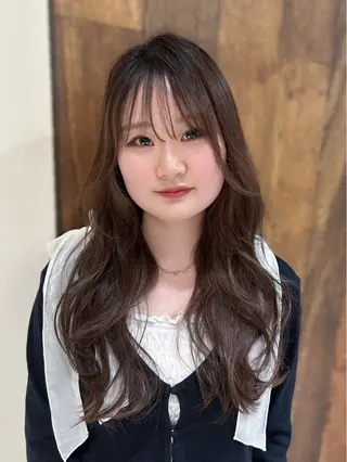 ロング カラー 髙木美緒🌿 レイヤー/アレンジのヘアスタイル