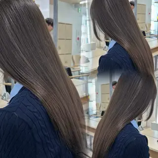 ロング カラー 透明感カラー グレージュ/あいのヘアスタイル