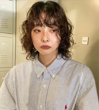 ミディアム パーマ レイヤーパーマ🪐 伽羅のヘアスタイル