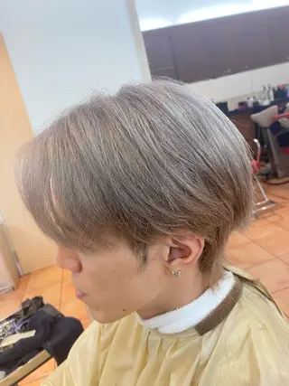ミディアム カラー特化 横川　翔希のヘアスタイル
