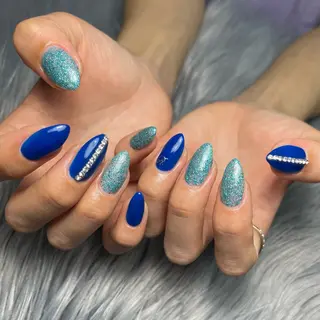 ネイル Laki nailのネイルデザイン