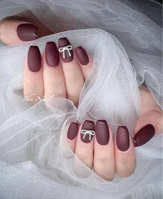 ネイル She   Nail所属・ISA_ BELLAのネイルデザイン