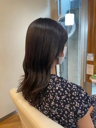 ロング 本多 美羽のヘアスタイル