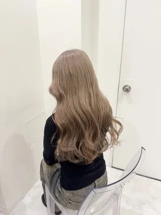 カラー 透明感ベージュ🤎 manami👒🌿のヘアスタイル