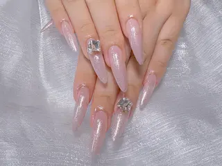 ネイル 🐳彩羽チップ 長さだし専門🐳のネイルデザイン