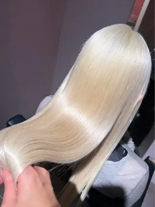 ロング 柳 柚衣のヘアスタイル