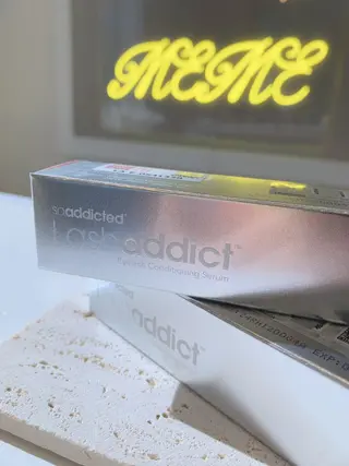 MEME🐰 上本町/谷九のマツエク・マツパデザイン