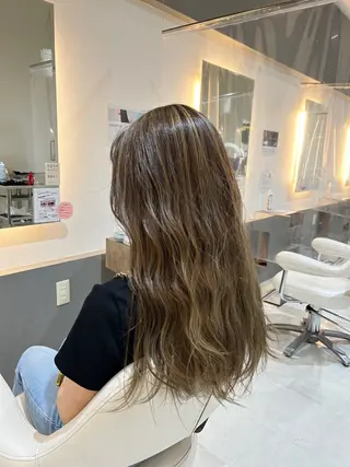 ロング カラー ヘアーメイクウィル野田阪神店所属・Yuu/髪質改善 デザインカラーのヘアスタイル
