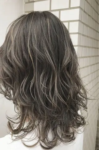 カラー 成瀬メンズ パーマ清水大隼のヘアスタイル