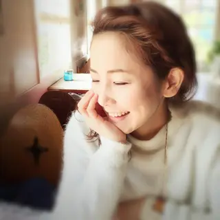 ヘアアレンジ Euphoria 【ユーフォリア】のヘアスタイル