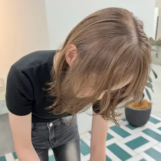 カラー 金子 茉央のヘアスタイル