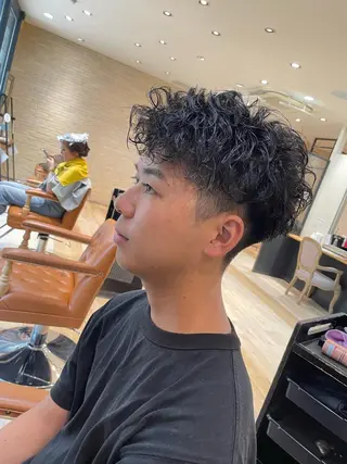 メンズ 亀川蓮 Agu hairのヘアスタイル