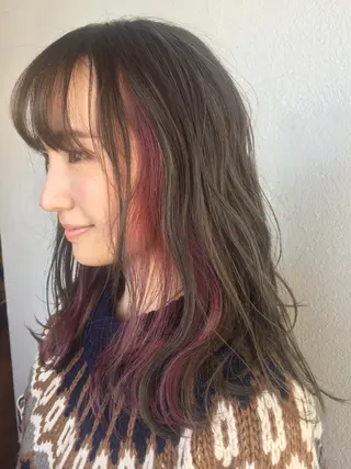 ミディアム カラー aW HAIRカンノ カナエのヘアスタイル