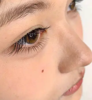 マツエク・マツパ ビオラス池袋 まつげパーマ/フラットラッシュ/眉毛所属・ビオラス サロンのマツエク・マツパデザイン