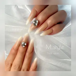 ロング ネイル 下妻市ﾈｲﾙｻﾛﾝ M_styleのネイルデザイン