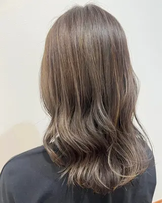 ミディアム カラー 🌼カラー縮毛矯正 🌼渡辺歩🌼のヘアスタイル