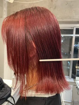 カラー ミルクティーベージュ ブリーチ🖤サヤカのヘアスタイル