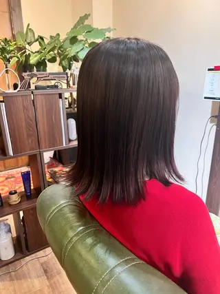 ミディアム カラー Luster Friends所属・まゆ | 艶カラー | ストレートのヘアスタイル