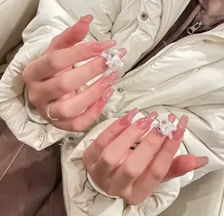 ネイル H&B 楊のネイルデザイン