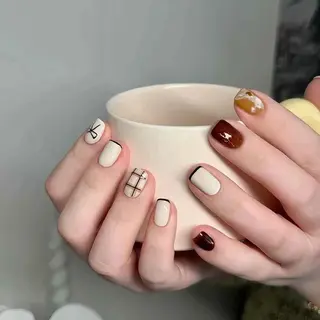 ネイル シ シのネイルデザイン