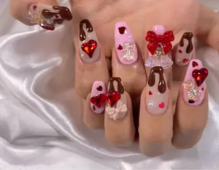 ネイル celica所属・松田 由真のネイルデザイン