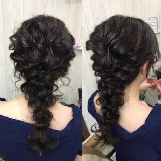 セミロング ヘアアレンジ Partie （パルティー）のヘアスタイル
