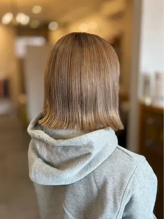 ミディアム カラー ナギサ 🐶のヘアスタイル