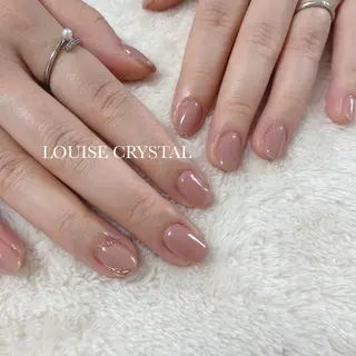 ネイル LOUISE CRYSTALのネイルデザイン