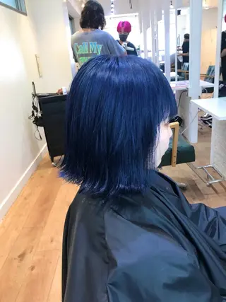 ミディアム 🇰🇷ハイトーン× 韓国レイヤー레이어드のヘアスタイル