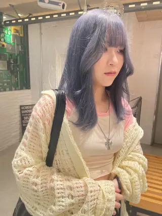 セミロング カラー 艶ハイトーン👑♡ NATSUKIのヘアスタイル