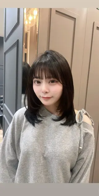 ミディアム こくぶん ひよりのヘアスタイル