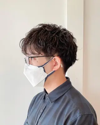 ショート パーマ 吉田 浩太郎のヘアスタイル