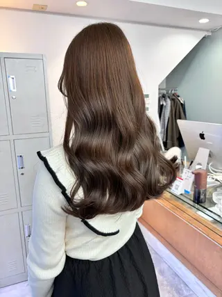 ロング カラー LEBEN所属・leben serikaのヘアスタイル