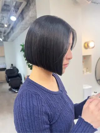 ショート カラー レイヤー/透明感 カラー/いいぬまみかのヘアスタイル