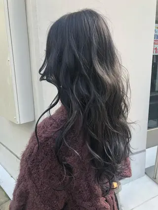 セミロング カラー SALOWIN並木所属・韓国ヘア🇰🇷 有田裕也のヘアスタイル