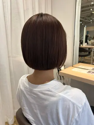 ショート カラー AVANCE.なかもず所属・砂野 真璃奈のヘアスタイル